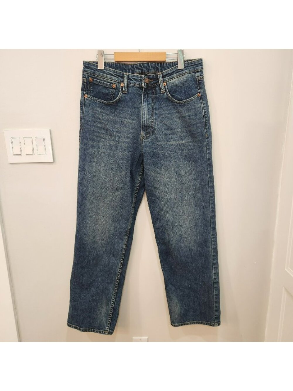 Levis 568 Jeans Mens Tag 32x31 (Fits 32x30) Blue Medium Wash Straight Leg
